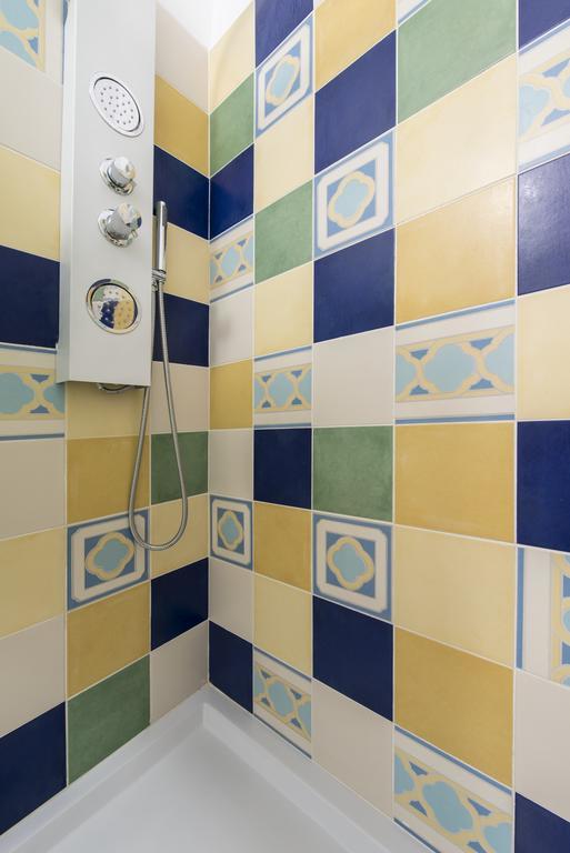 Old Town Lx Suites Lisbon Luaran gambar