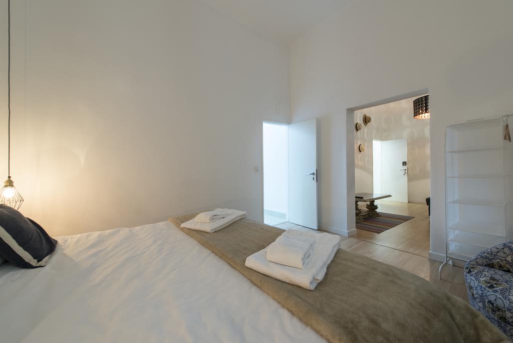 Old Town Lx Suites Lisbon Luaran gambar