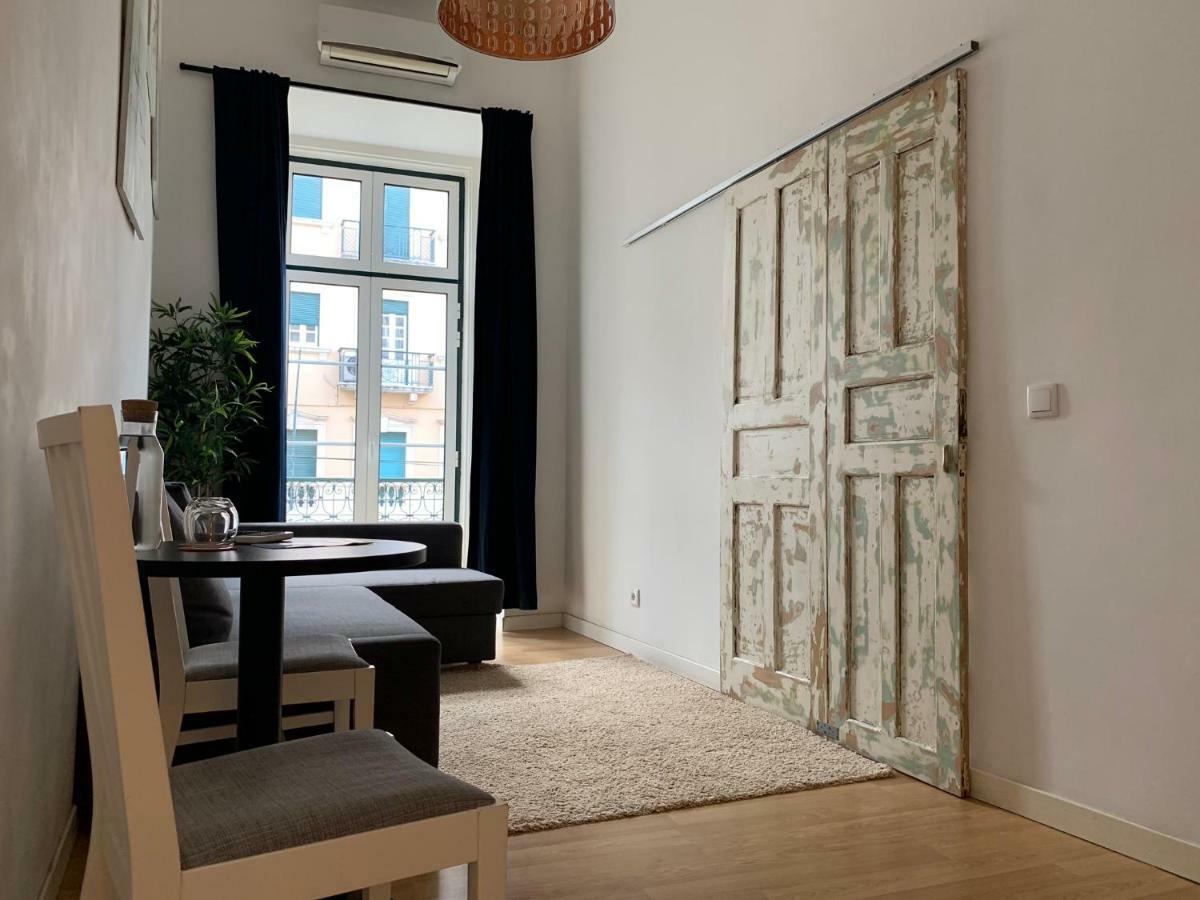 Old Town Lx Suites Lisbon Luaran gambar